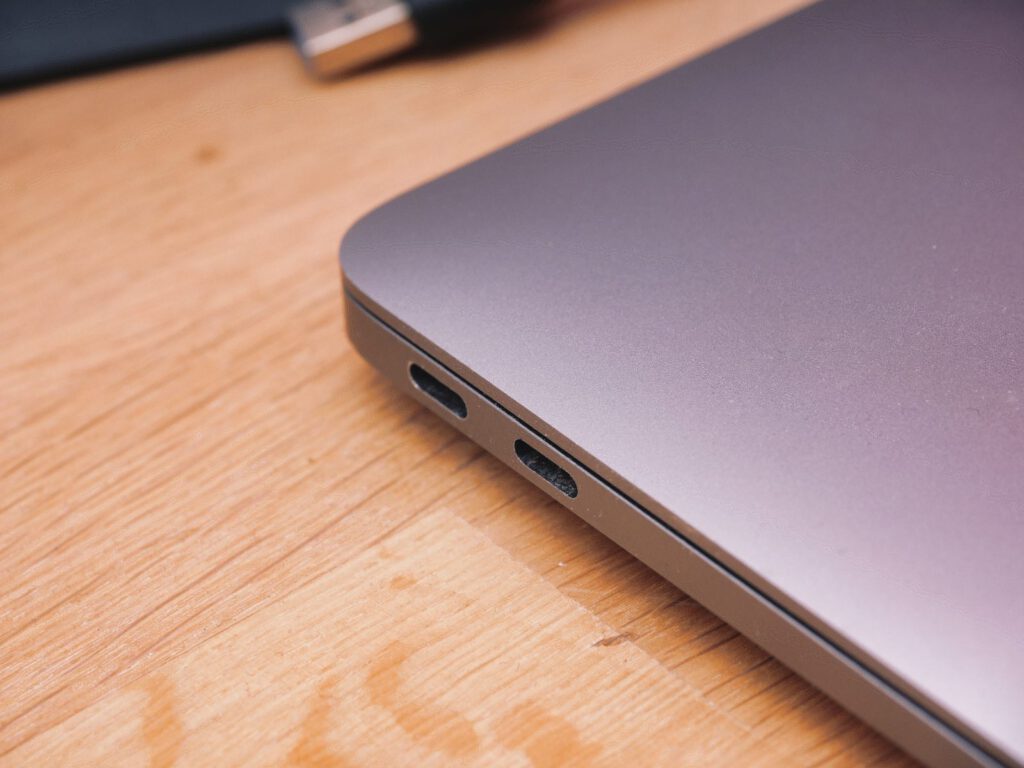 Begrenzte Anschlüsse am MacBook Air