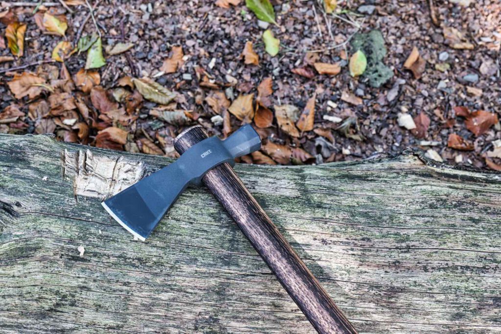 Dennoch nicht das perfekte Werkzeug für dicke Holzstämme